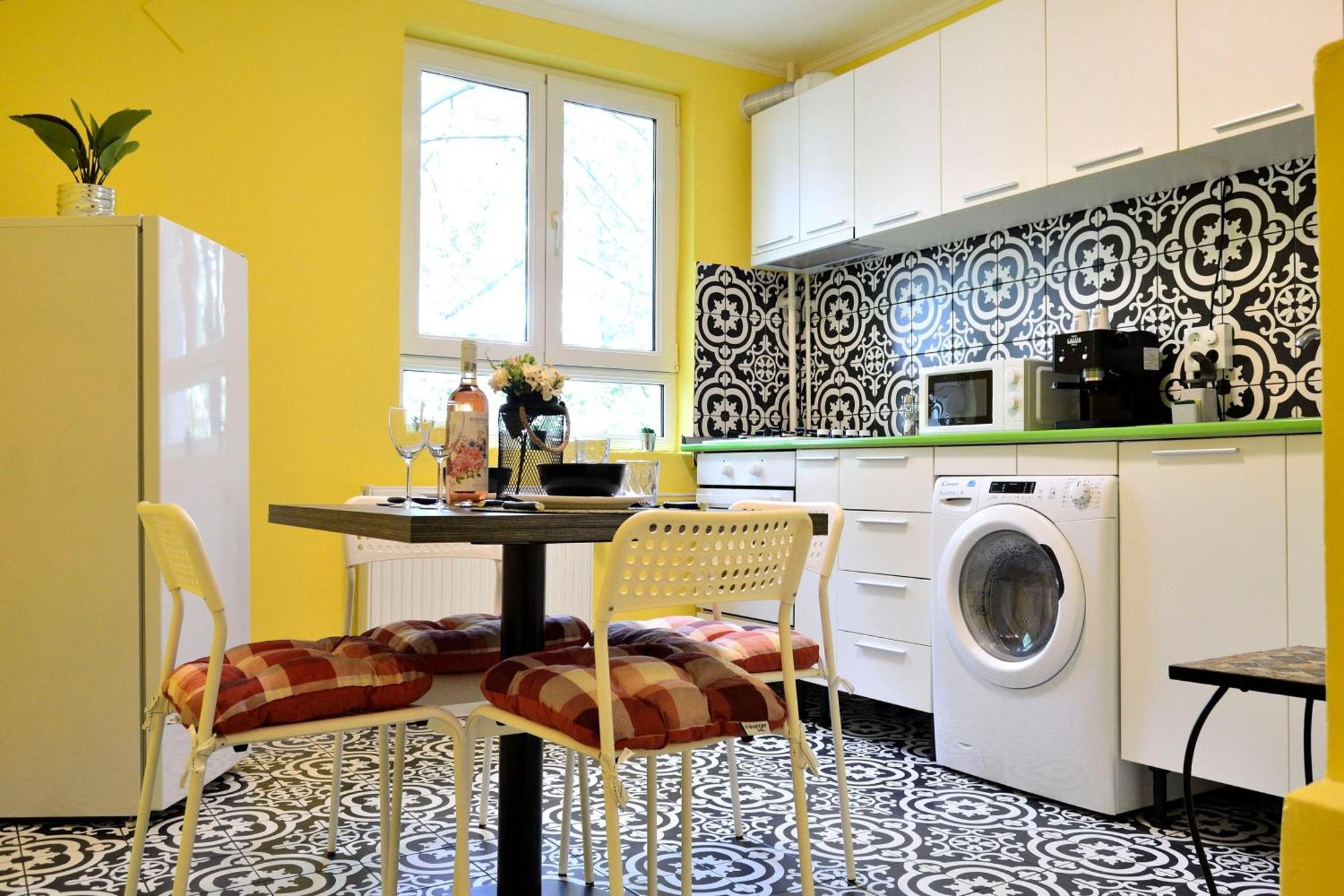 Cozy 2 Rooms Apartment Drumul Taberei Bucureşti Ngoại thất bức ảnh