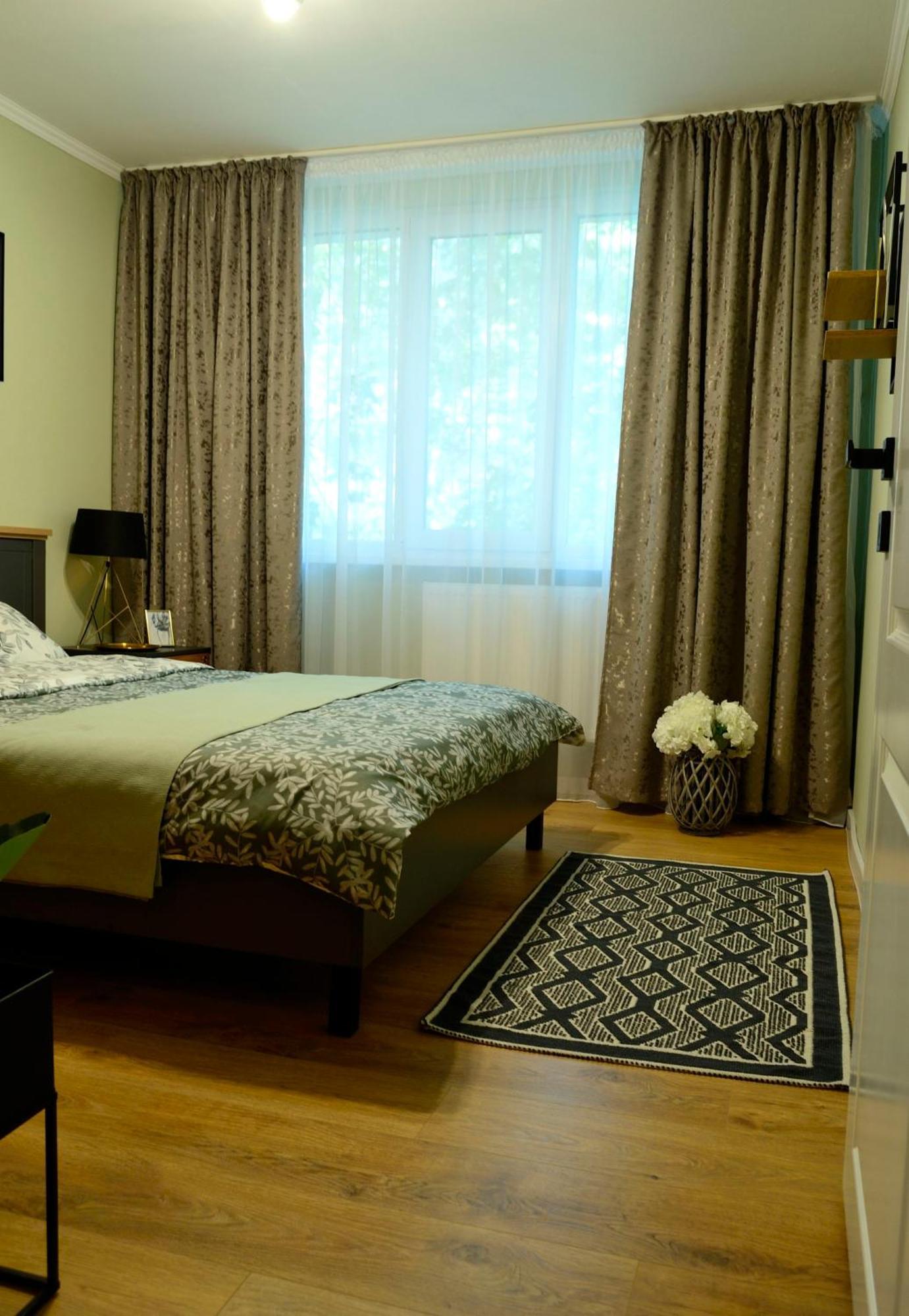 Cozy 2 Rooms Apartment Drumul Taberei Bucureşti Ngoại thất bức ảnh