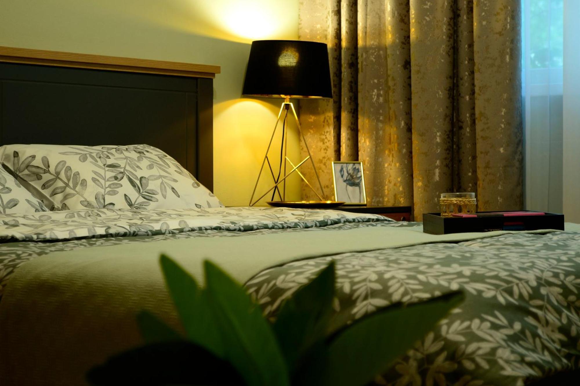 Cozy 2 Rooms Apartment Drumul Taberei Bucureşti Ngoại thất bức ảnh