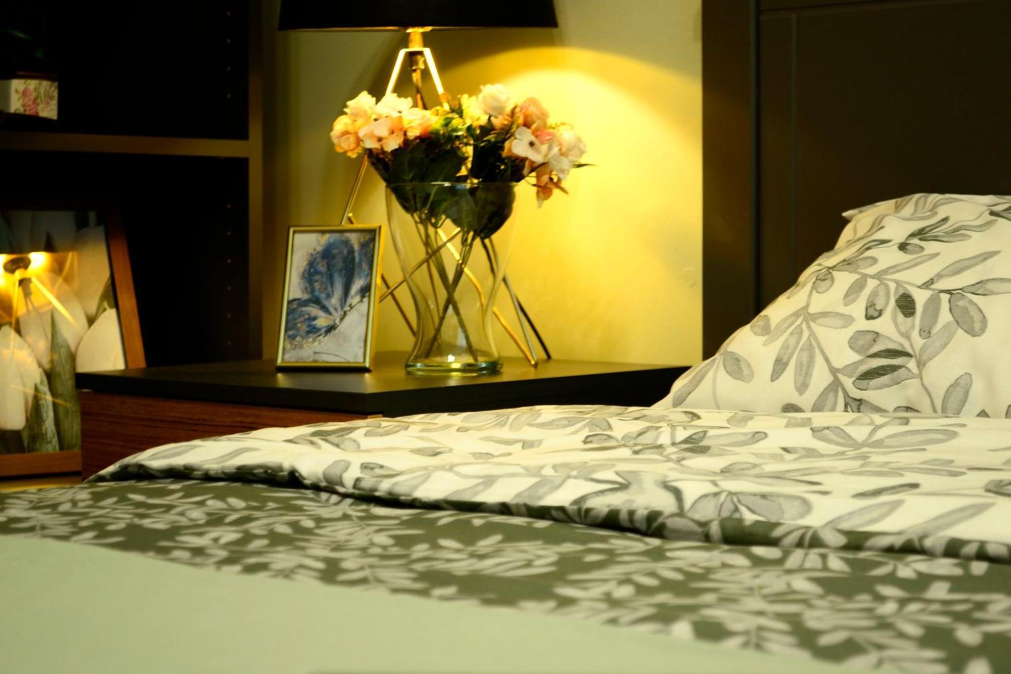 Cozy 2 Rooms Apartment Drumul Taberei Bucureşti Ngoại thất bức ảnh